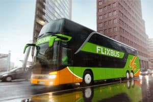 Digital Leadership - So gelingt Führungskräfteentwicklung im digitalen Zeitalter flixbus on the road free for editorial purposes Digital Leader